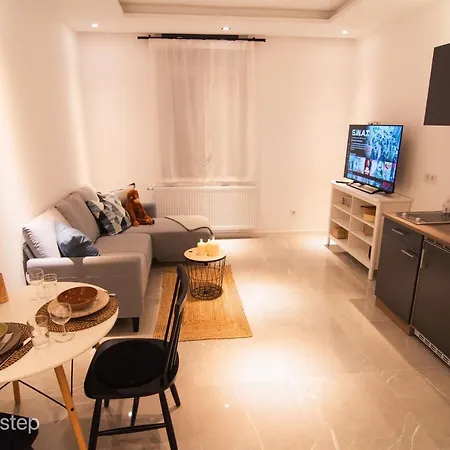 Qonroom - As Individual As -